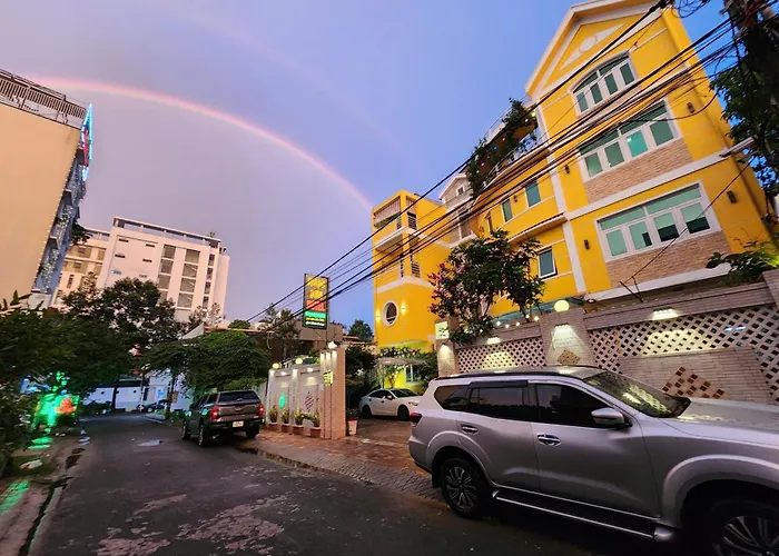 Ngoc Son Hotel