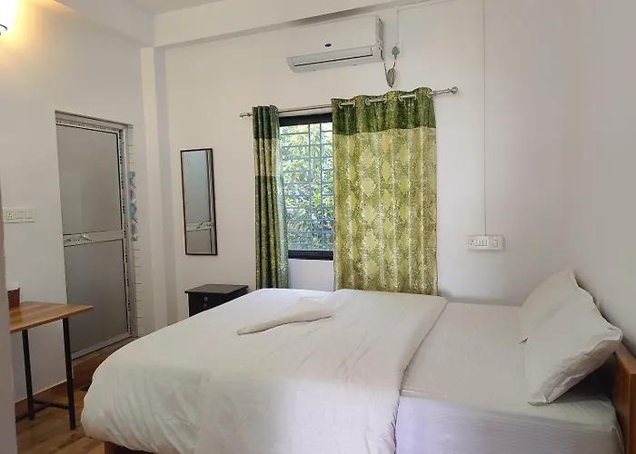 Sai Palace Hotel And Restaurent