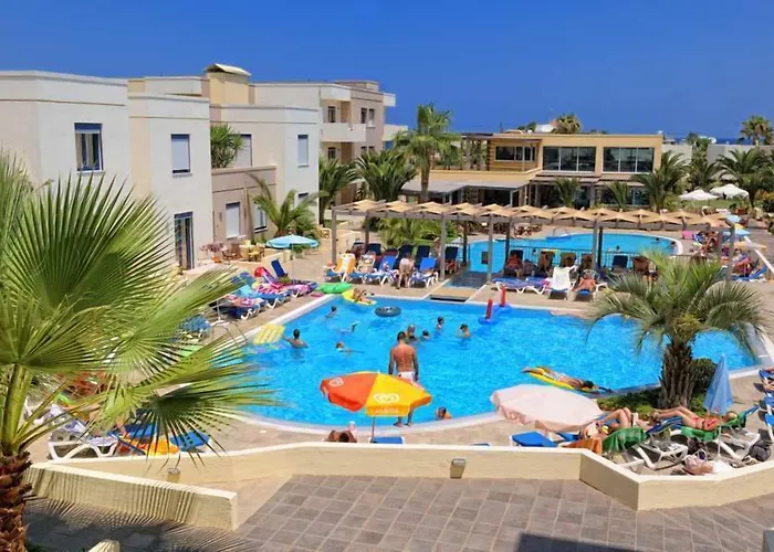 Meropi Hotel & Apartments