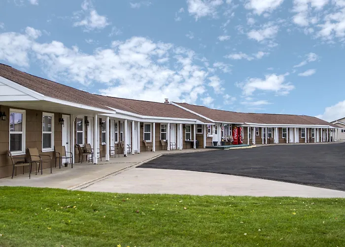 Sunset Lodge Escanaba