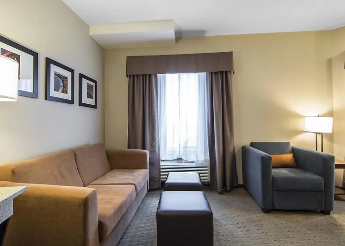 Comfort Suites