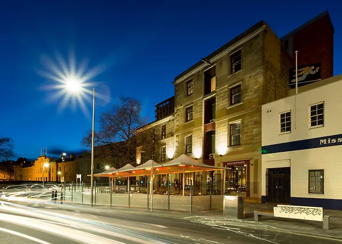 Customs House Hotel
