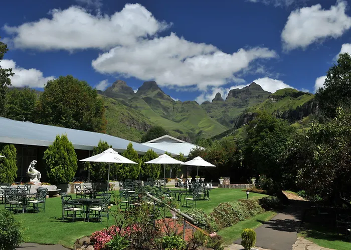 Cathedral Peak Hotel