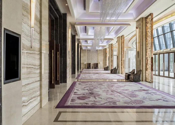 Sheraton Changchun Jingyuetan Hotel