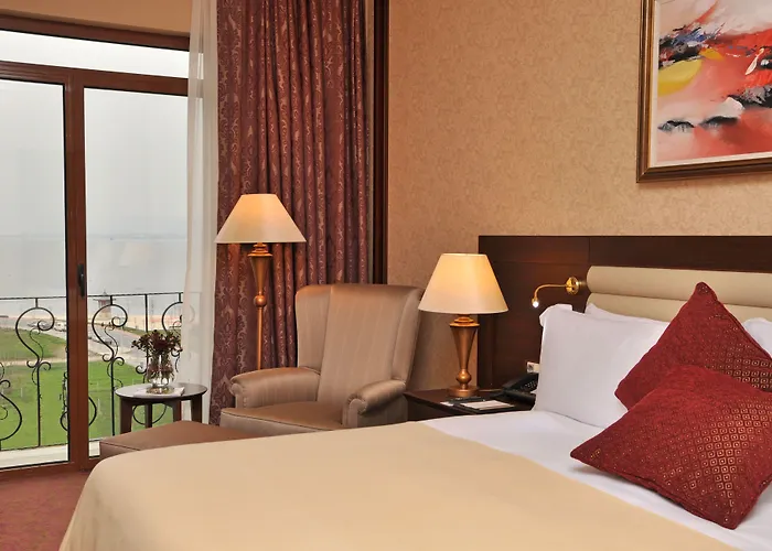 Wellborn Luxury Hotel