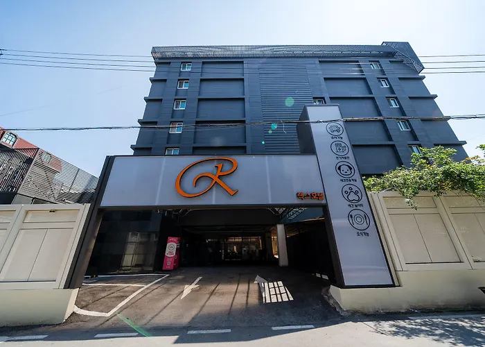 Rex Hotel