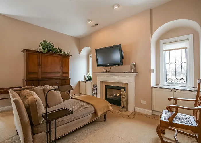 Harvey House Bed & Breakfast