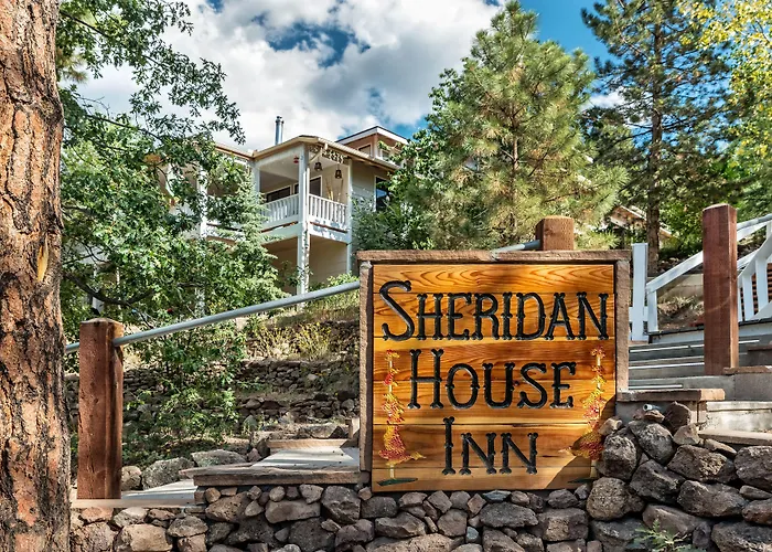 Sheridan House Inn- Adult Only Accommodation