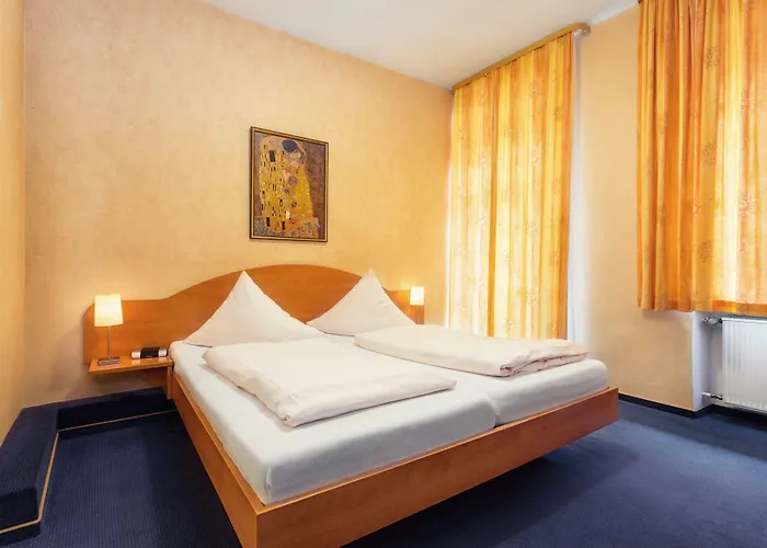 Stumbergers Hotel - Free Parking -