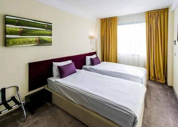 Business Hotel