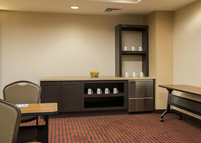 Hyatt Place Portland Downtown - Old Port Square