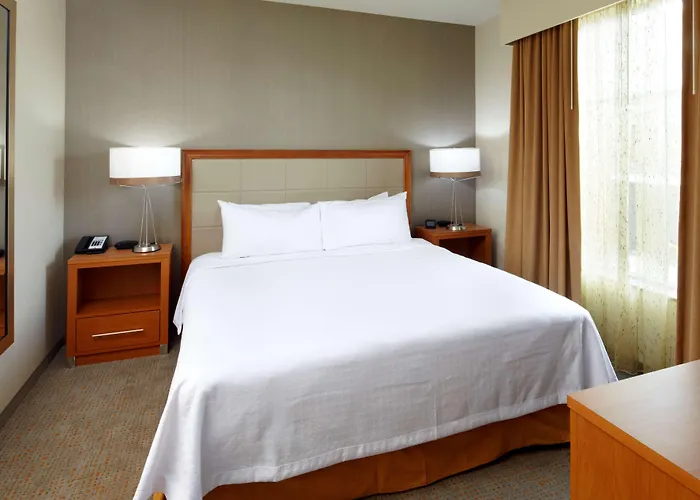 Homewood Suites By Hilton Pittsburgh Airport/Robinson Mall Area