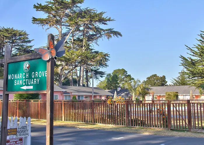 Butterfly Grove Inn