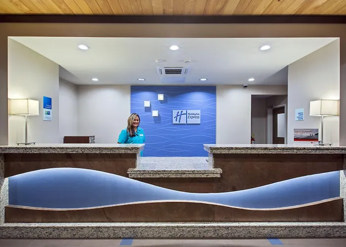 Holiday Inn Express & Suites Kailua-Kona By Ihg