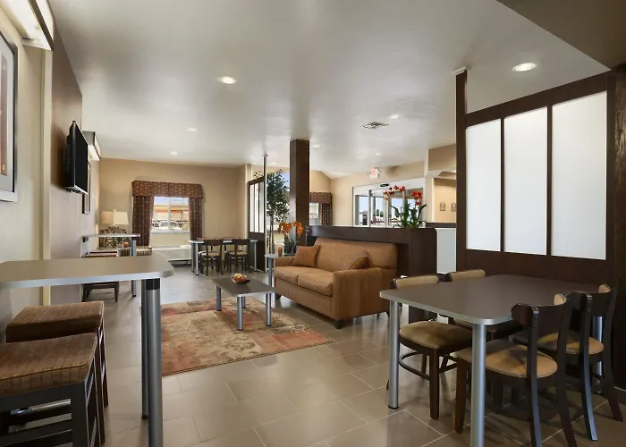 Microtel Inn And Suites Pecos