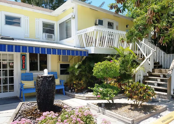 Cedar Cove Resort & Cottages