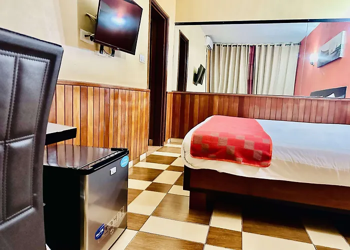 Yaahot Hotel