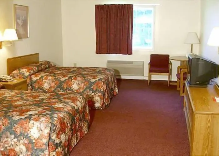 Travelers Inn