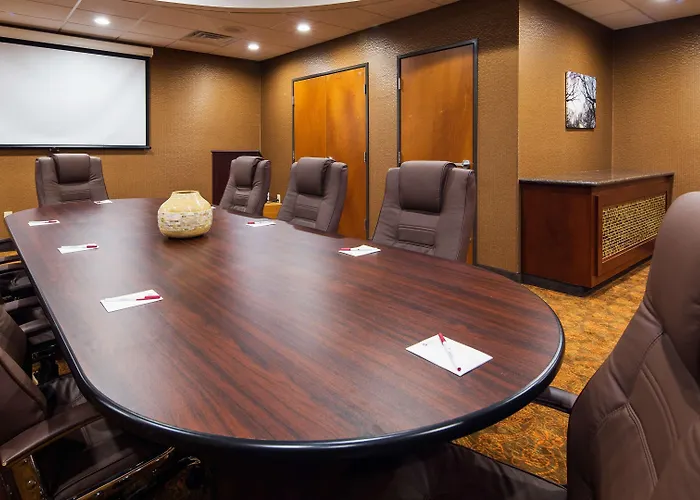 Best Western Plus Finger Lakes Inn & Suites
