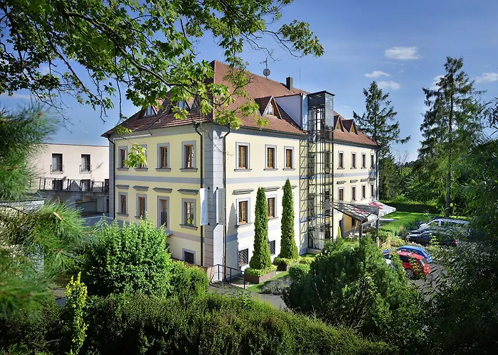 Maxmilian Lifestyle Resort