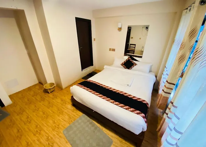 Hotel Durbar Side