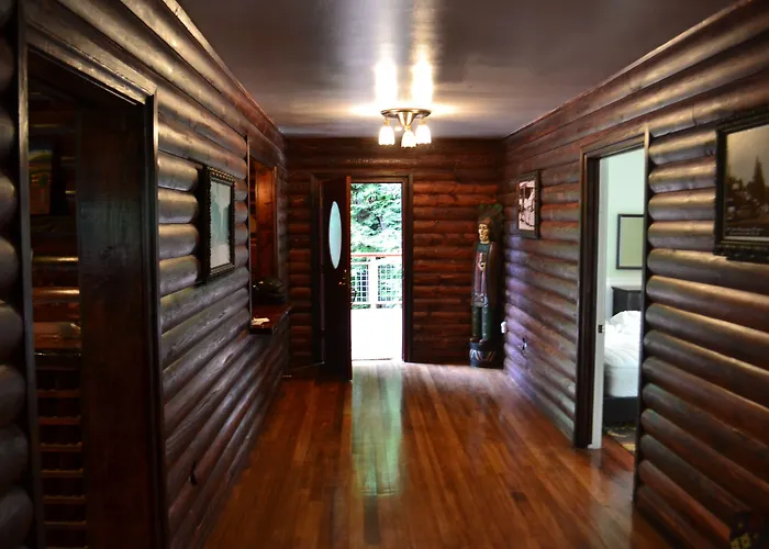 Guerneville Lodge