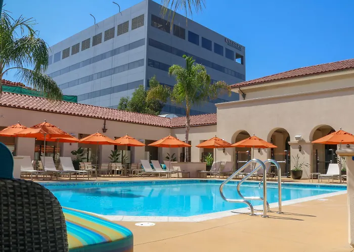 Pasadena Hotel & Pool