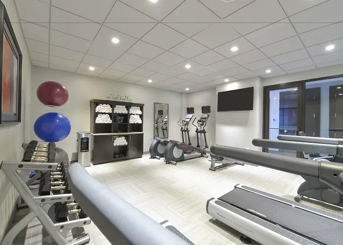 Fairfield Inn & Suites By Marriott Boston Cambridge