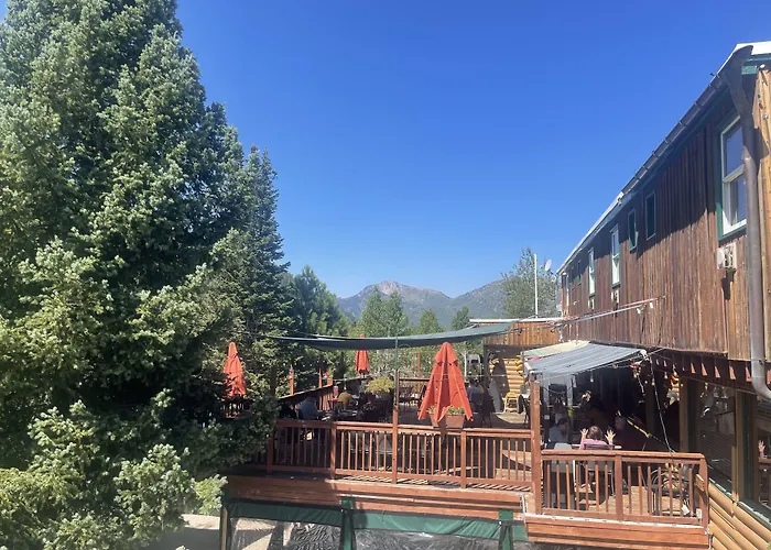 Silver Fork Lodge & Restaurant