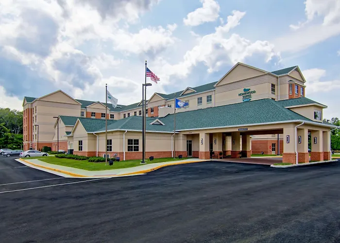 Homewood Suites By Hilton Woodbridge