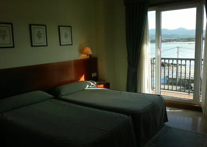 Hotel Bahia Bayona