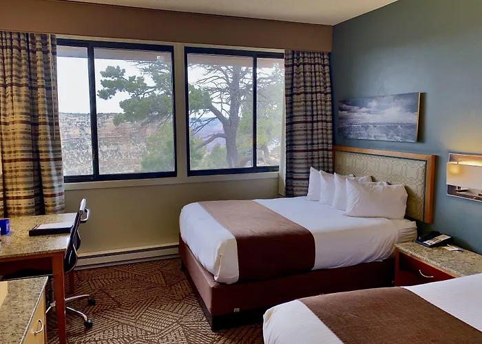 Thunderbird Lodge