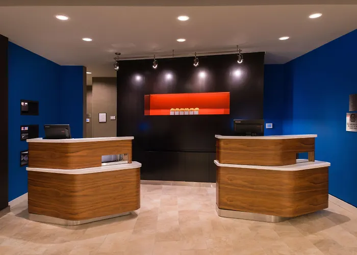 Courtyard By Marriott Hot Springs