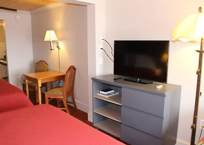 Garden City Inn