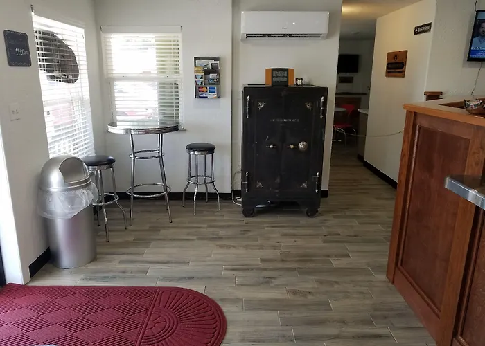 West Plains Motel