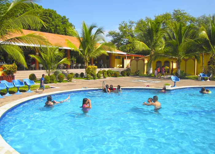 Tropiclub Playa El Cuco