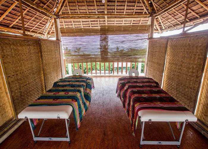 Oasis Resort And Spa