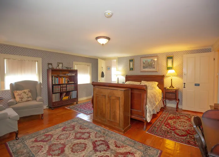 Clark Currier Inn