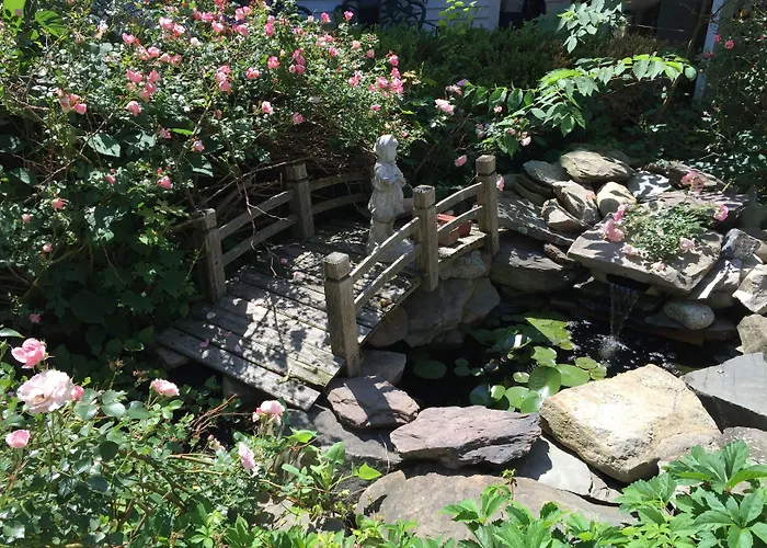 Clark Currier Inn
