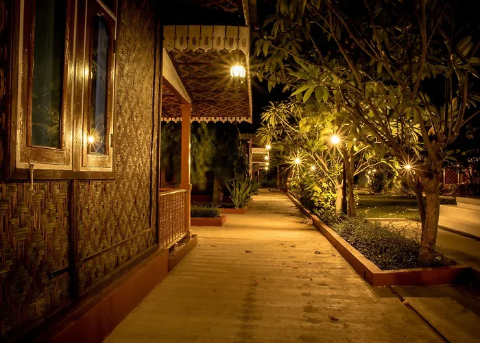 Ruby True Hotel