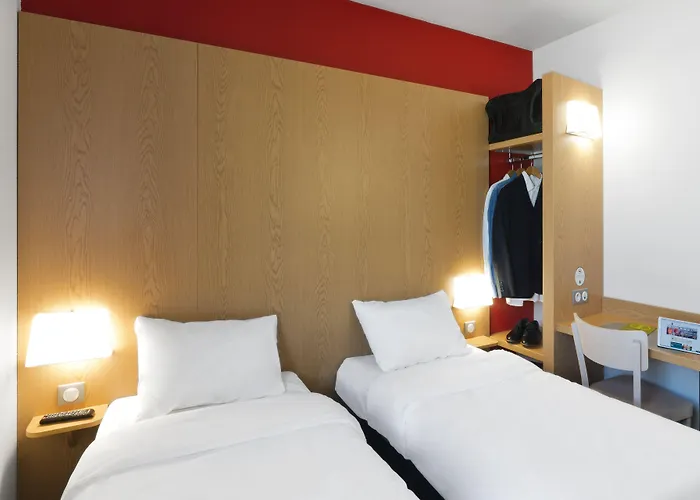 B&B Hotel Niort Marais Poitevin Est