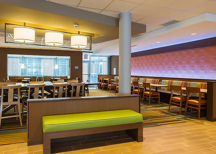 Fairfield Inn & Suites By Marriott Jamestown