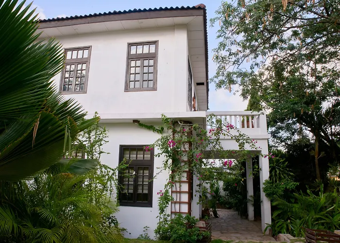 Olma Hotel & Suites