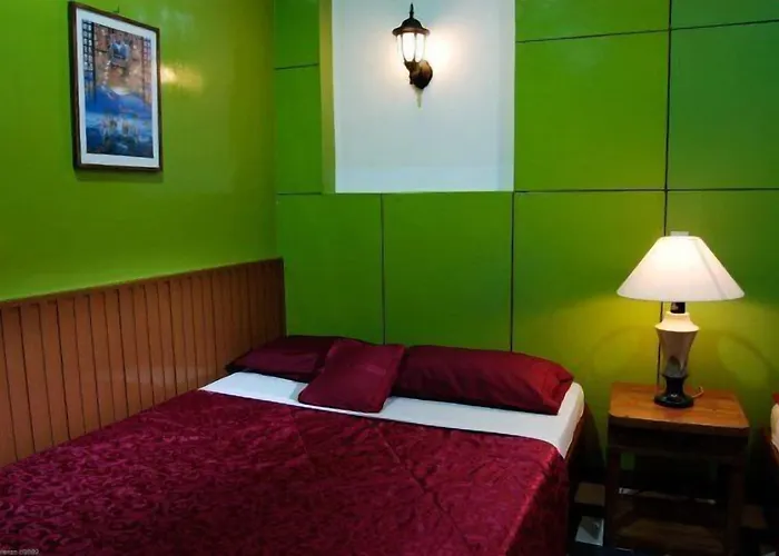 Bamboo Garden Bussiness Inn