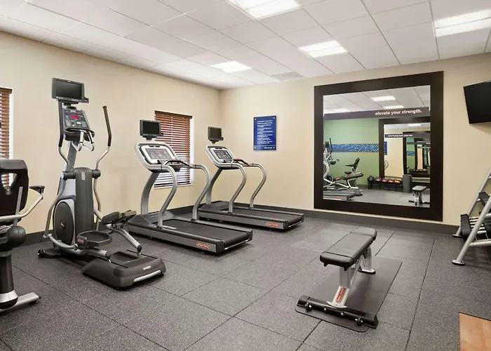 Hampton Inn & Suites Minooka