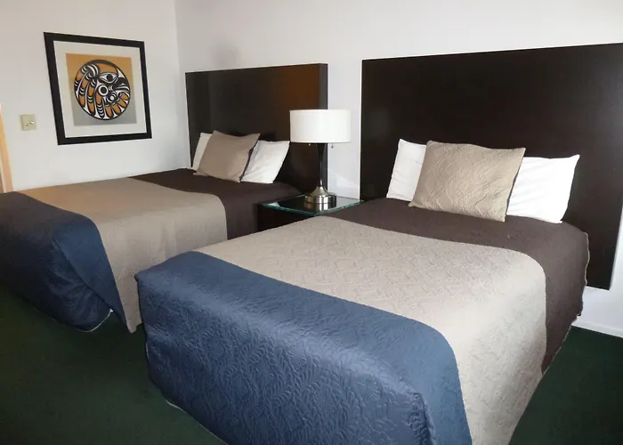 Cougar Land Motel