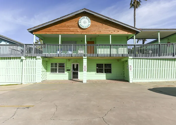 Upper Deck Hotel&Bar - Adults Only
