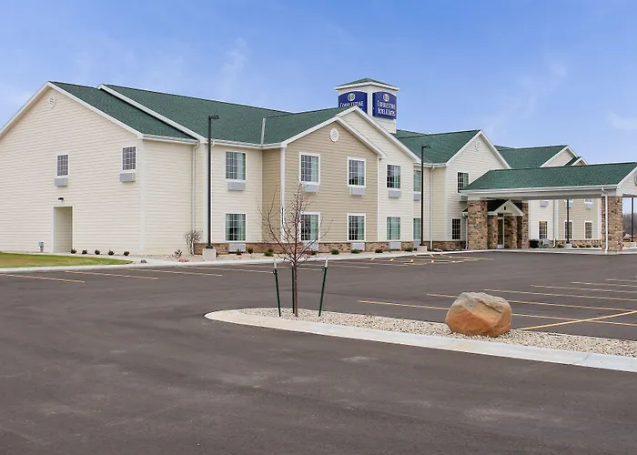 Cobblestone Hotel & Suites Pulaski/Green Bay