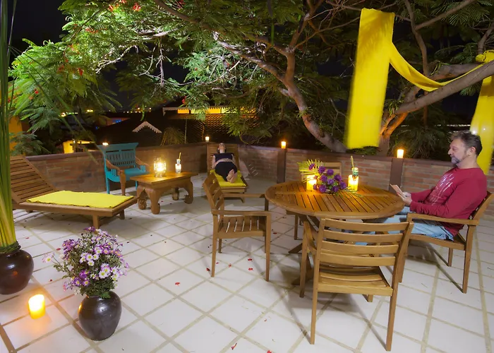 Thanakha Inle Hotel