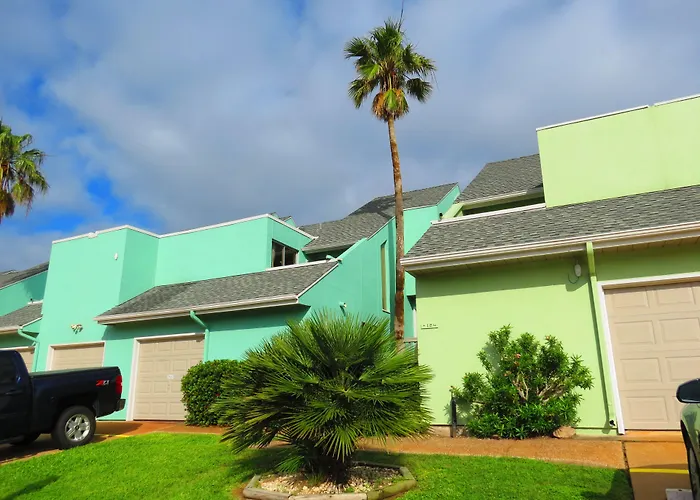 Multi Resorts At Puente Vista